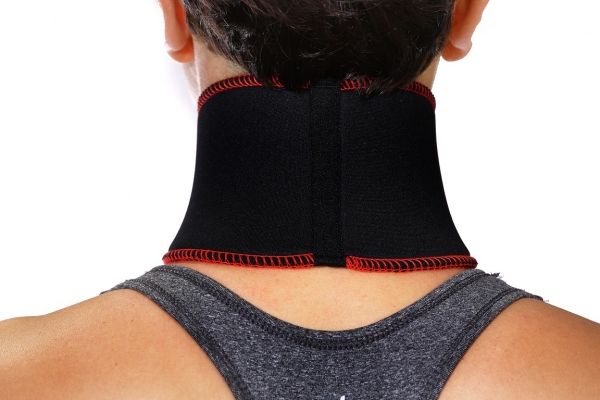 TSM Nackenbandage aktiv 2120 Rückansicht